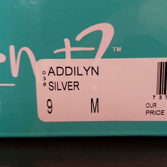 Y•not? Silver Sandles - Picture 3 of 3